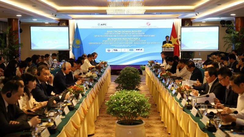 Thành phố Hồ Chí Minh-Kazakhstan hợp tác phát triển Trung tâm tài chính quốc tế